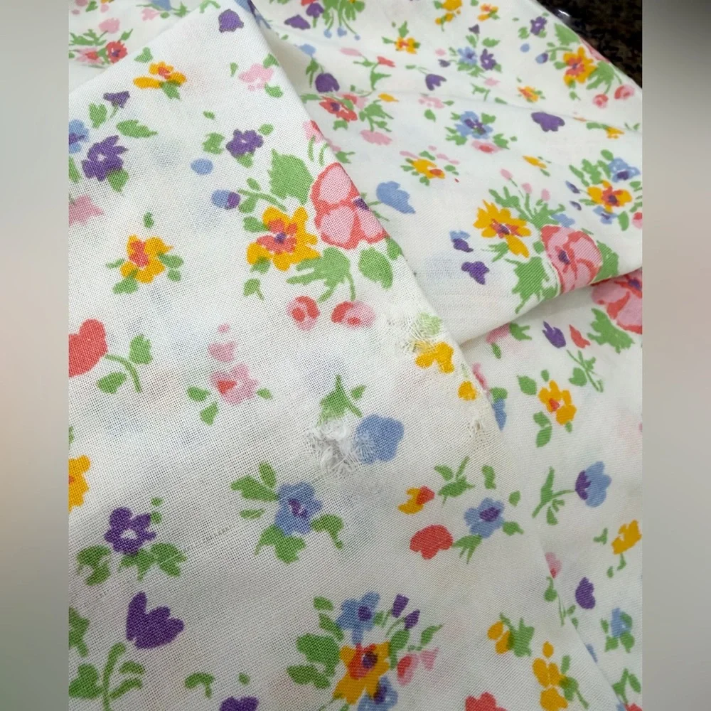 Vintage Cottagecore Floral Twin Flat Sheet. 66”x94”. Vibrant | Heirloom | 1970’s